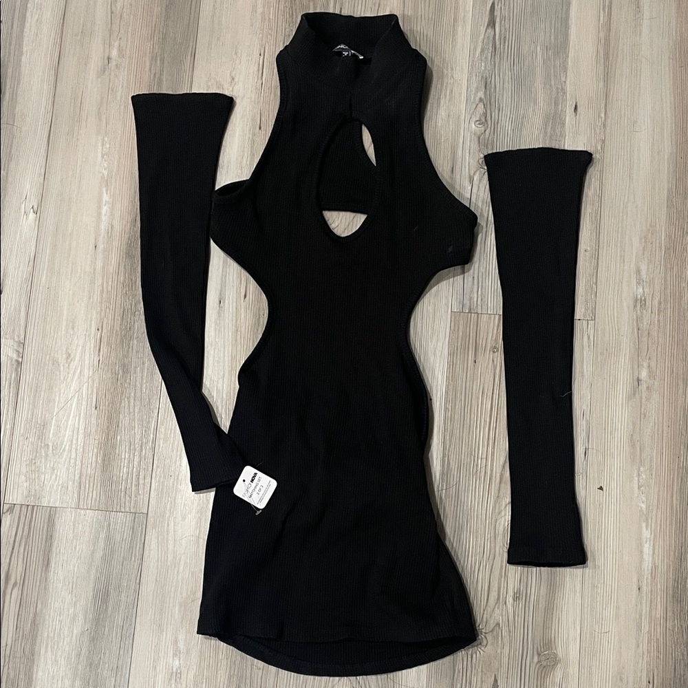 Fashion Nova Black Backless Dress with Sleeves